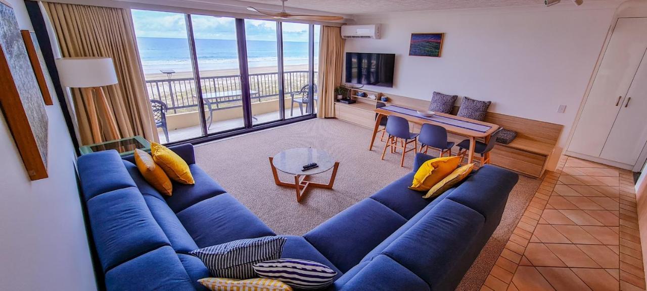 Pelican Sands Beach Resort Gold Coast Exterior photo