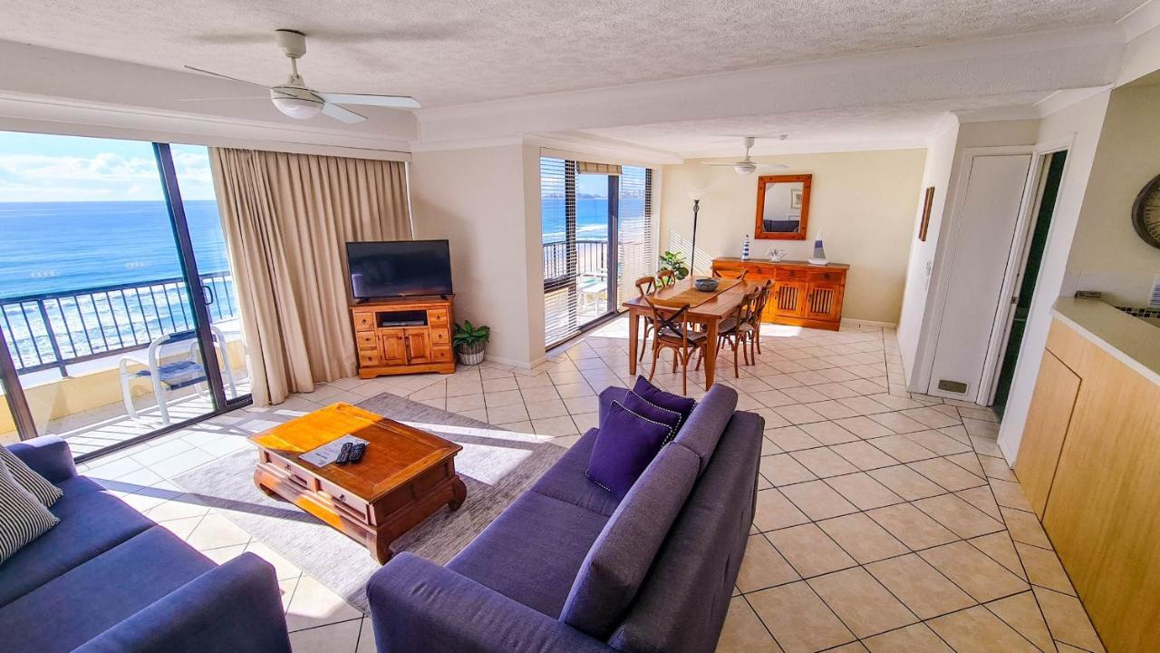 Pelican Sands Beach Resort Gold Coast Exterior photo