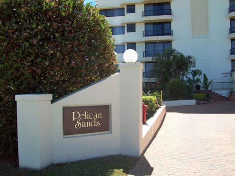 Pelican Sands Beach Resort Gold Coast Exterior photo